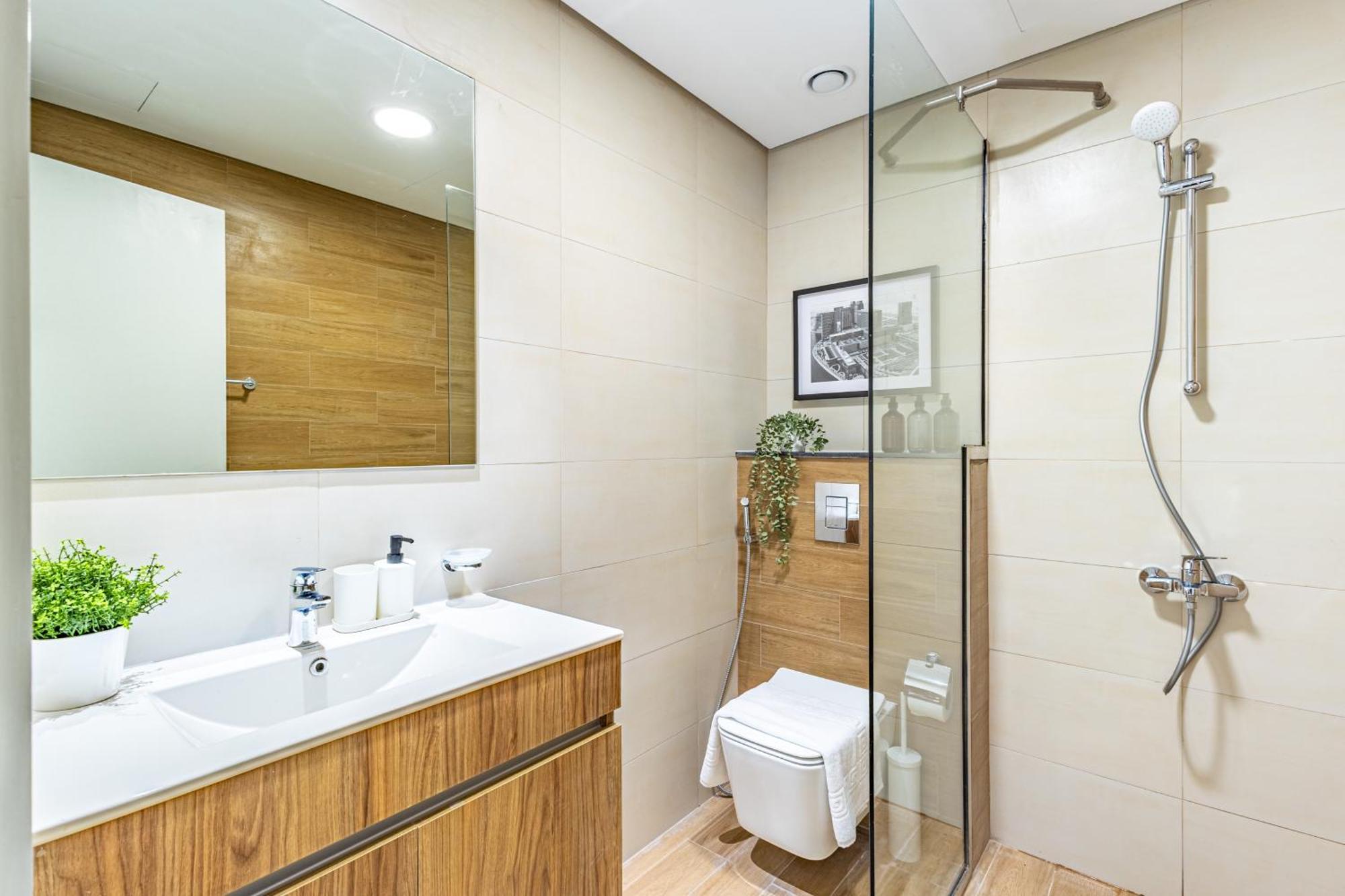 Full Canal View - Upgraded - Huge Balcony - 5 Min Walk From Adgm, Cleveland & Galleria - Ideal For Corporate Guests & Business Professionals *