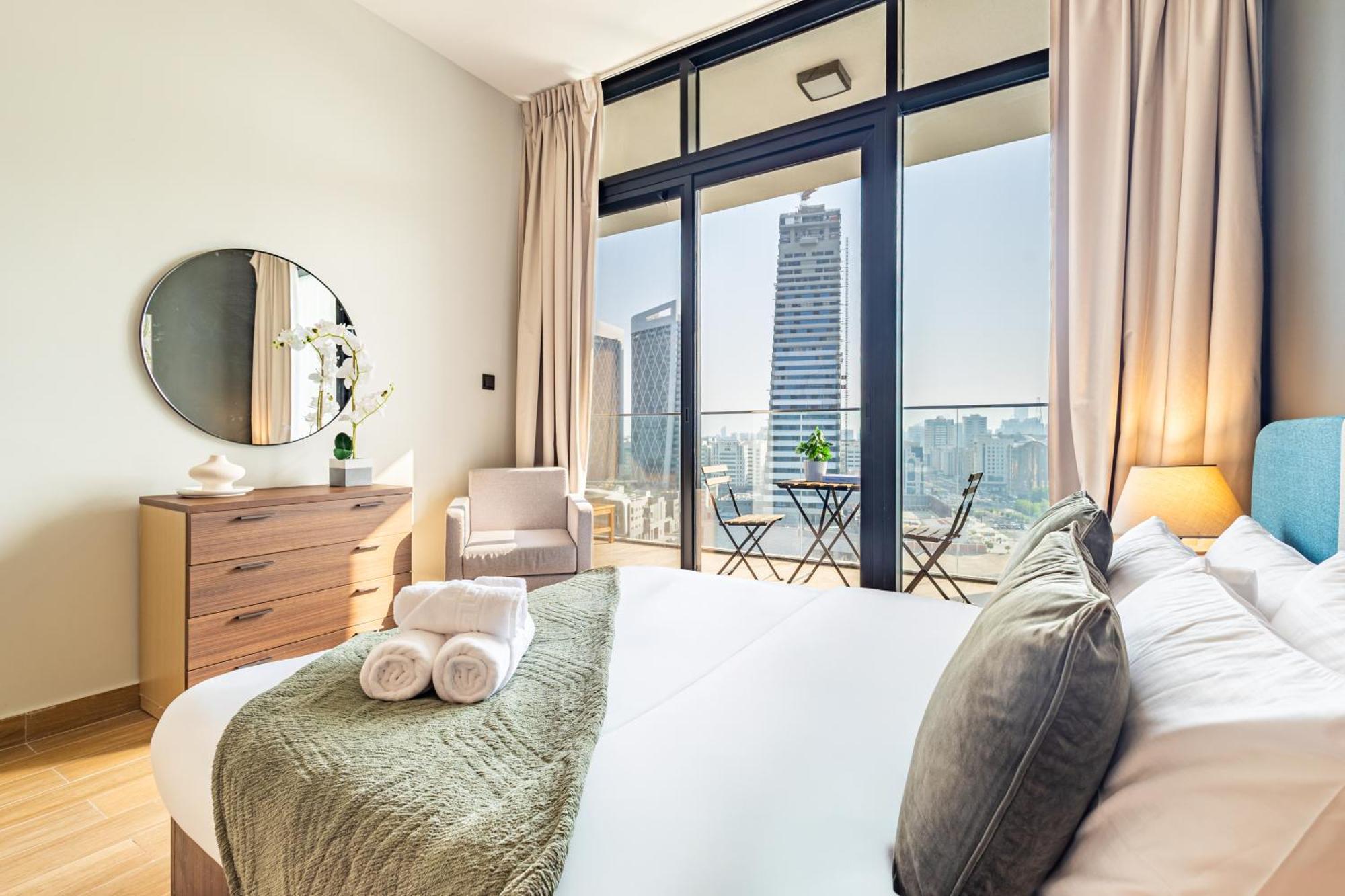 Full Canal View - Upgraded - Huge Balcony - 5 Min Walk From Adgm, Cleveland & Galleria - Ideal For Corporate Guests & Business Professionals * Abu Dhabi
