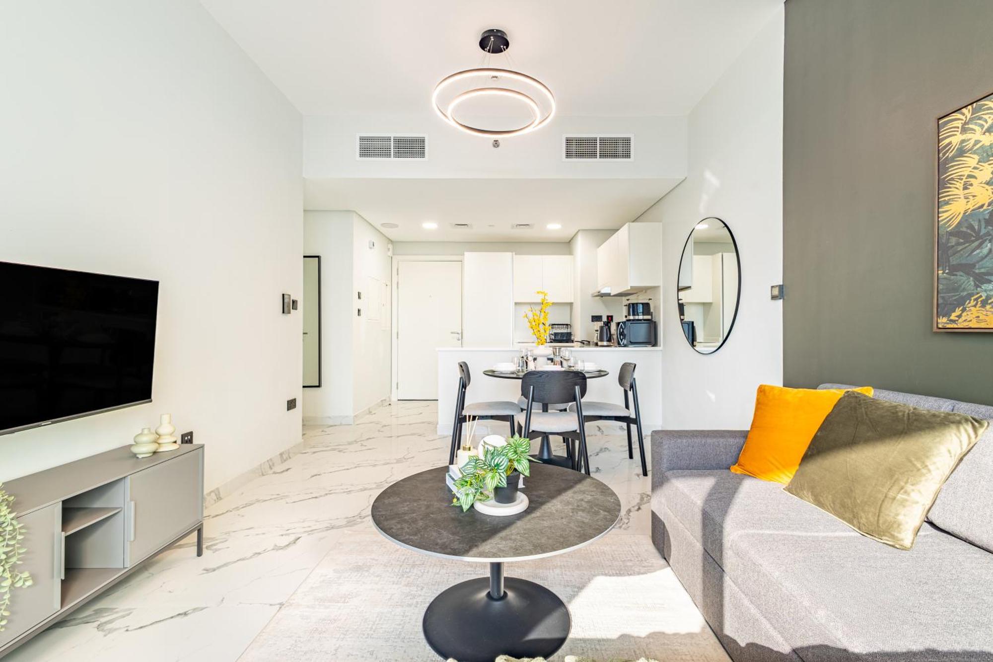 Appartamento Full Canal View - Upgraded - Huge Balcony - 5 Min Walk From Adgm, Cleveland & Galleria - Ideal For Corporate Guests & Business Professionals Abu Dhabi