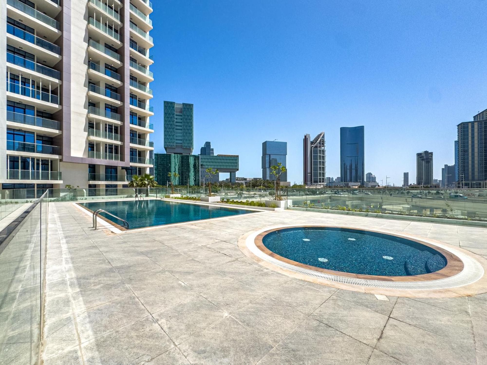 Full Canal View - Upgraded - Huge Balcony - 5 Min Walk From Adgm, Cleveland & Galleria - Ideal For Corporate Guests & Business Professionals * Abu Dhabi