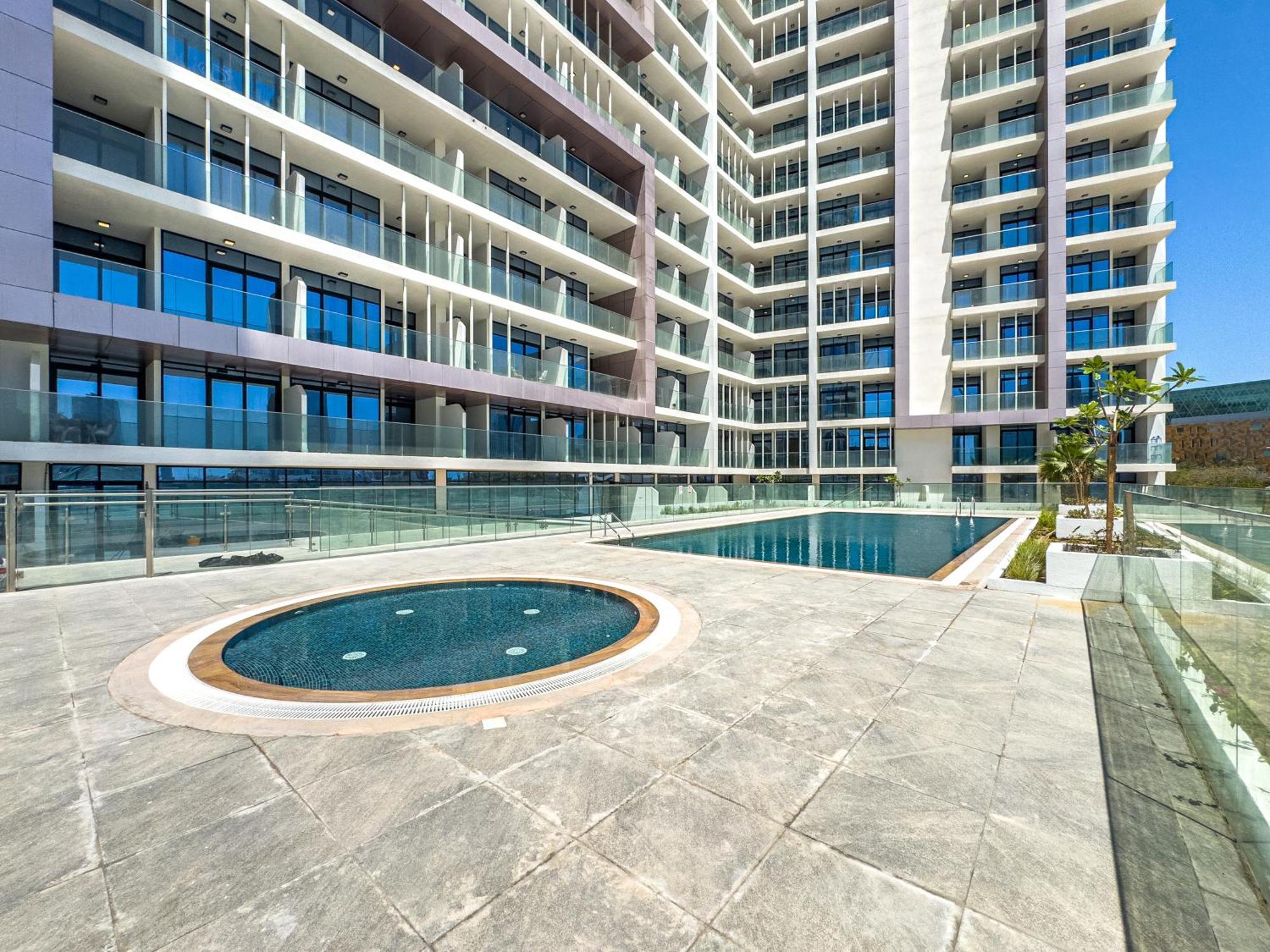 Full Canal View - Upgraded - Huge Balcony - 5 Min Walk From Adgm, Cleveland & Galleria - Ideal For Corporate Guests & Business Professionals * Abu Dhabi